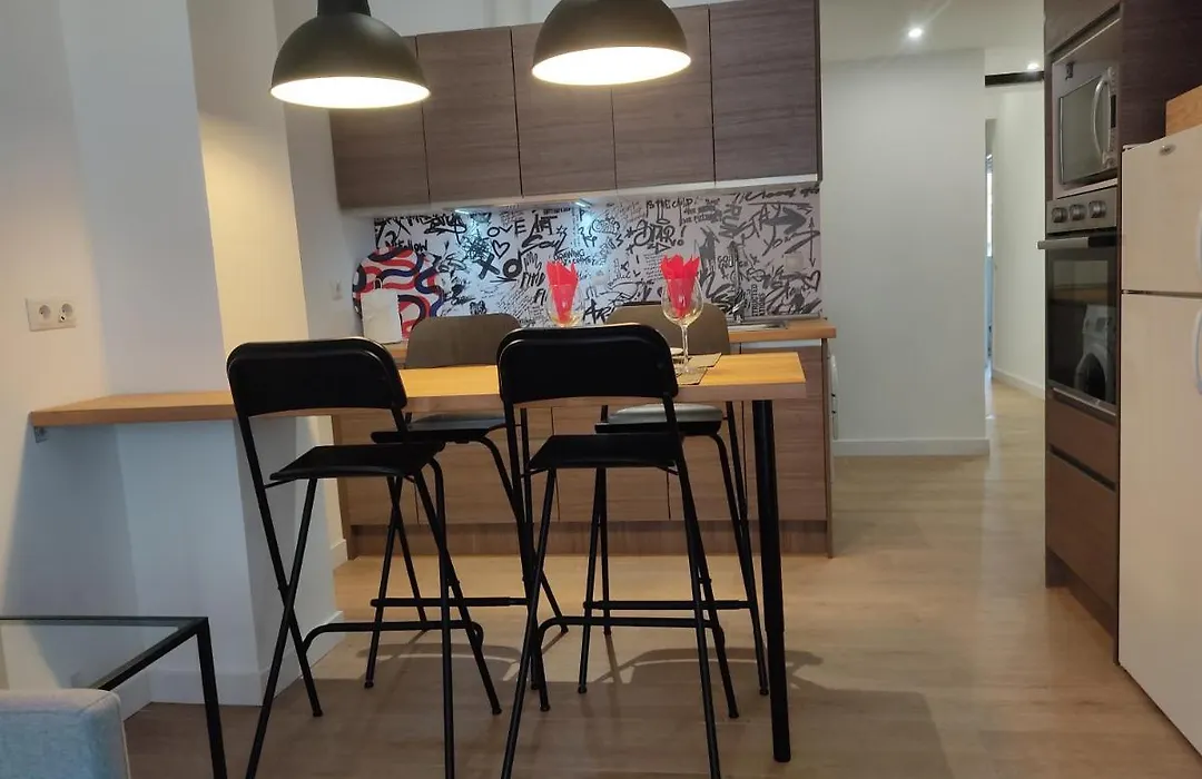 Precioso Apartamento En Puente Vallecas, Madrid.-1